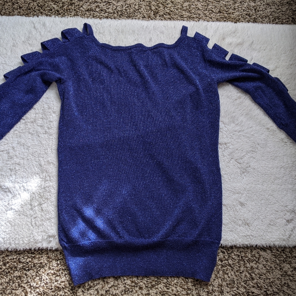 2B bebe shimmery blue sweater S ( XXS)